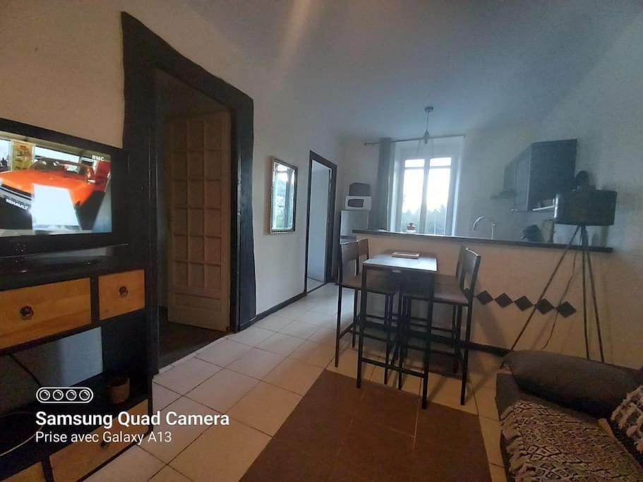 Appartement Babe Joyeuse Eksteriør bilde